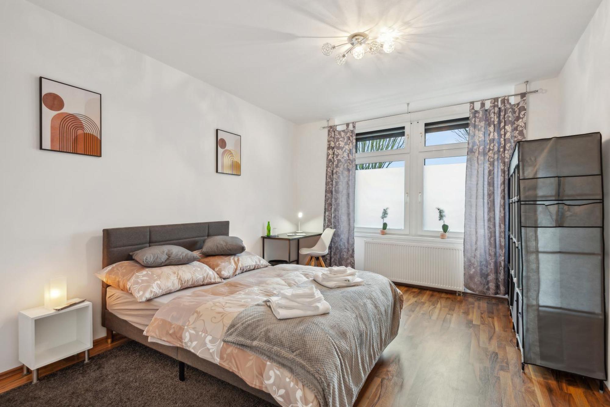 מטמן Zentrale Lage ... Ideal Fuer Geschaeftsleute, Monteure, Familien...3 Zimmer, Wlan, Smarttv מראה חיצוני תמונה